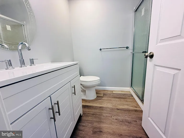 1008 Lindsey Ct — Photo 14