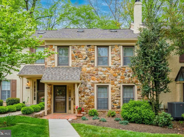 905 Weatherstone Dr, Paoli, PA 19301