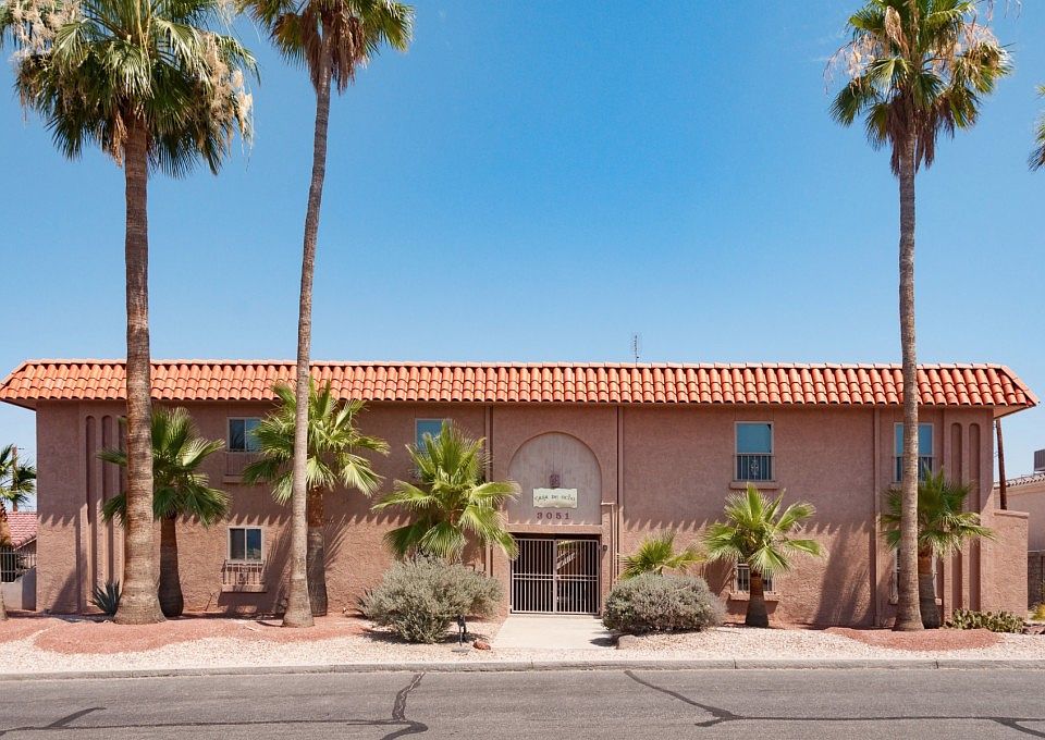 1st image of 3051 Shoshone Dr #2