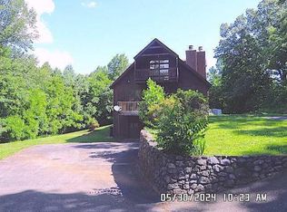 4083 Stewartsville Rd, Moneta, VA 24121