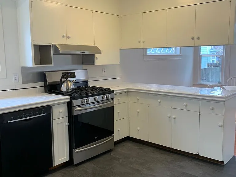 504 N K St — Photo 19