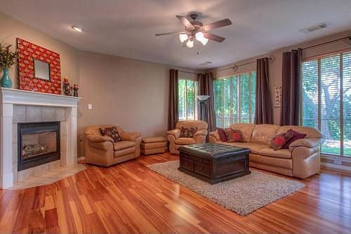 3rd image of 5604 Gorham Glen Ln