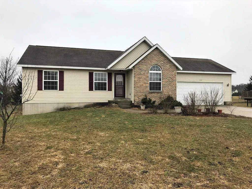 3264 Bluebird Ln photo 1