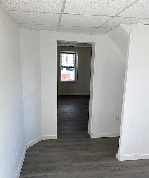1129 Manor Ave — Photo 12