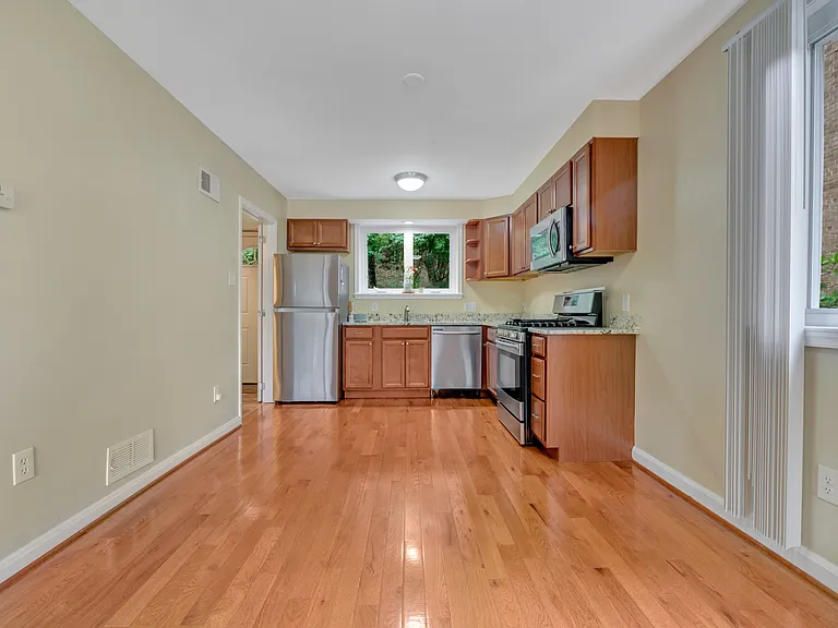 9017 Manchester Rd — Photo 4