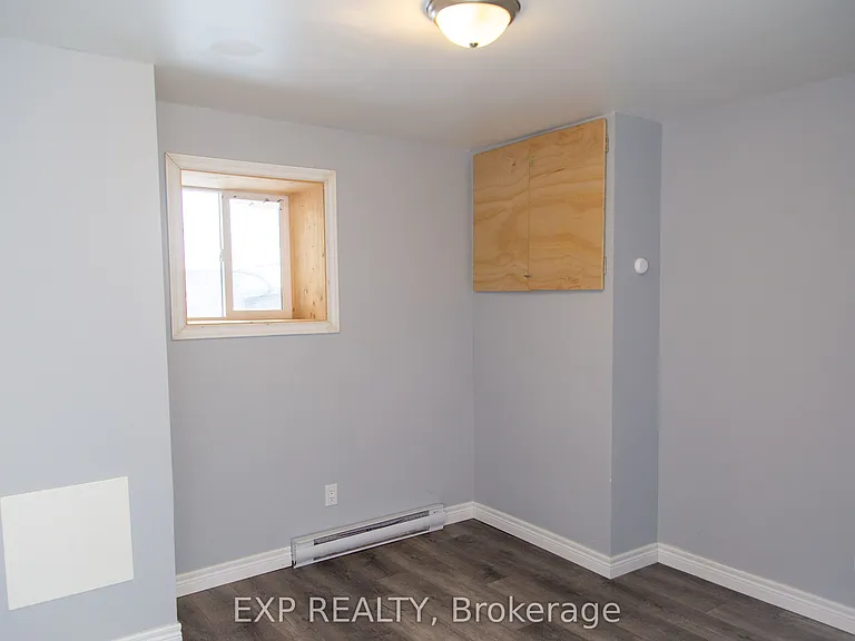 104 South St E #LOWER — Photo 8
