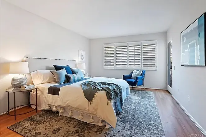 497 El Molino Ave #204 — Photo 12