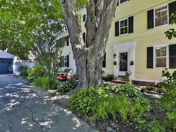 3rd image of 12 Parsons St #1