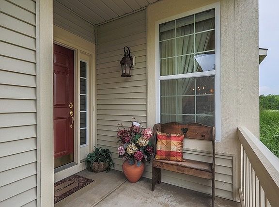 2nd image of 1488 Mansfield Dr