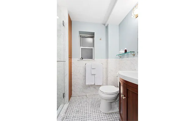 Sold by Douglas Elliman | media 16