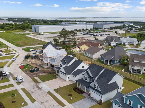 562 E Great Egret Way, Beaufort, NC 28516