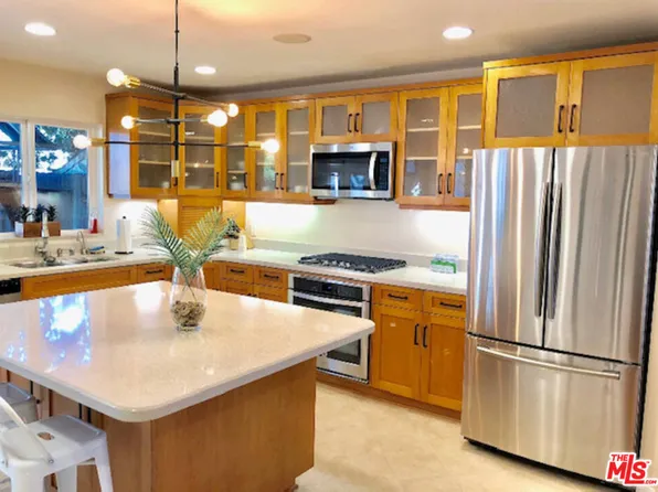 6029 W 86th Pl, Los Angeles, CA 90045