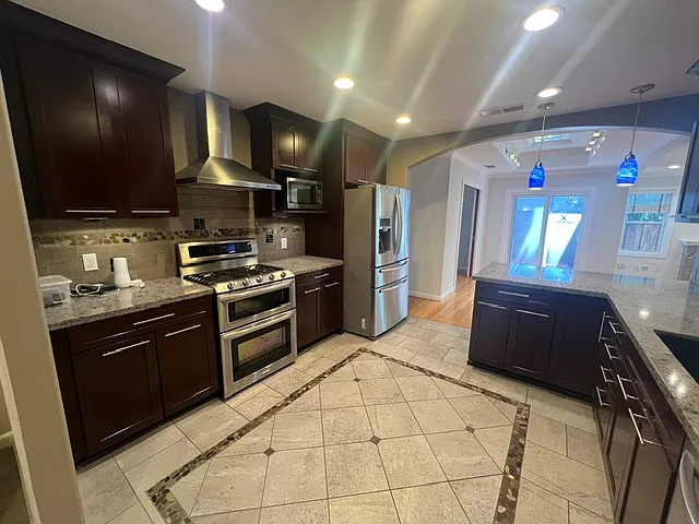 303 Encina Ave — Photo 3