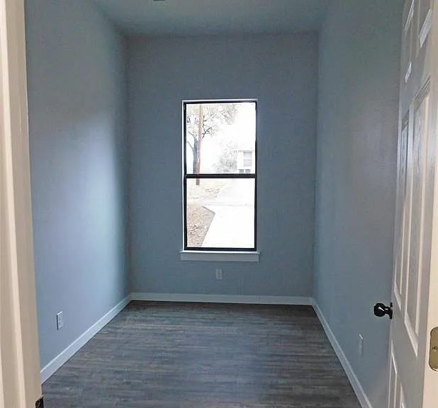 207 Laurel Ln — Photo 17
