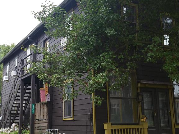 4th image of 34 N Vernon St