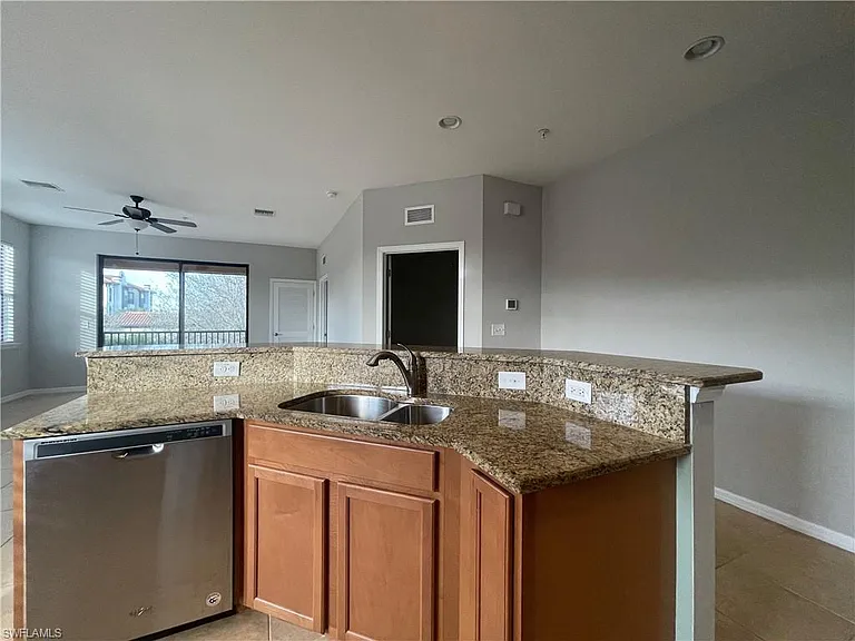 3702 Pino Vista Way #3 — Photo 8