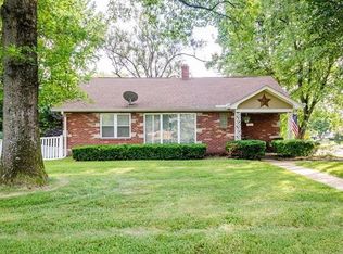 2 Southern Dr, Belleville, IL