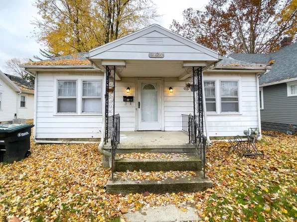 1425 W Gilbert St, Muncie, IN 47303