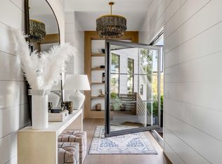 572 Wading Pl, Charleston, SC 29492