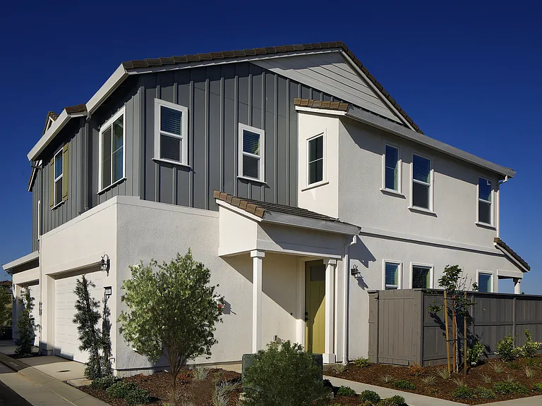 Escala at Stanford Crossing — Photo 22
