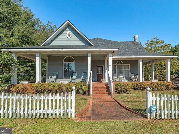 181 Lyons St, Jackson, GA 30233