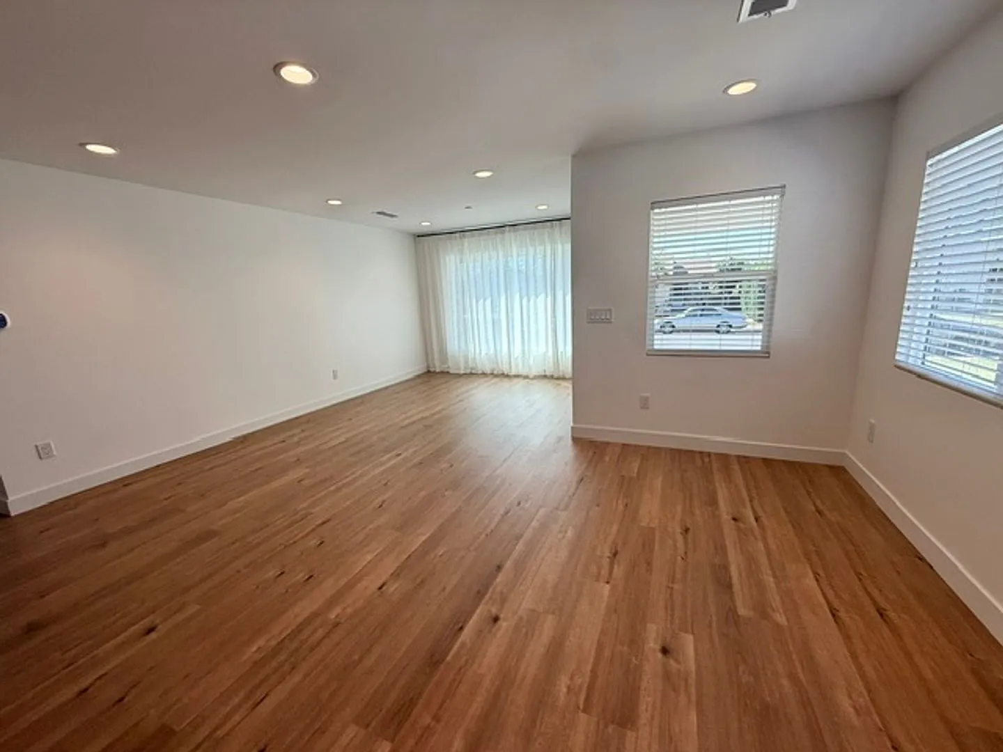 Beautifully Remodeled 3-Bedroom Home in Monterey Park — Photo 3