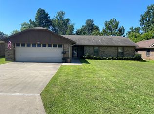 3420 Pine Bluff St, Paris, TX 75460