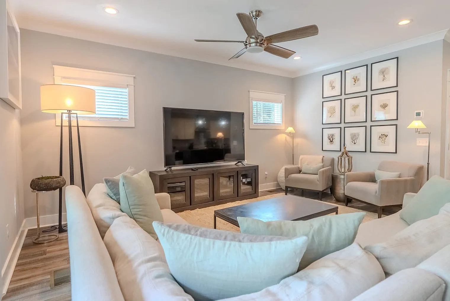 6 bed, 4.0 bath, 3100 sqft, $11,487 — Photo 3