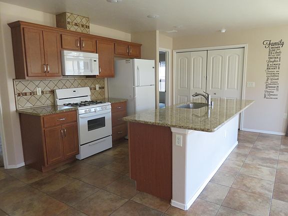 2nd image of 3918 Agua Caliente Dr