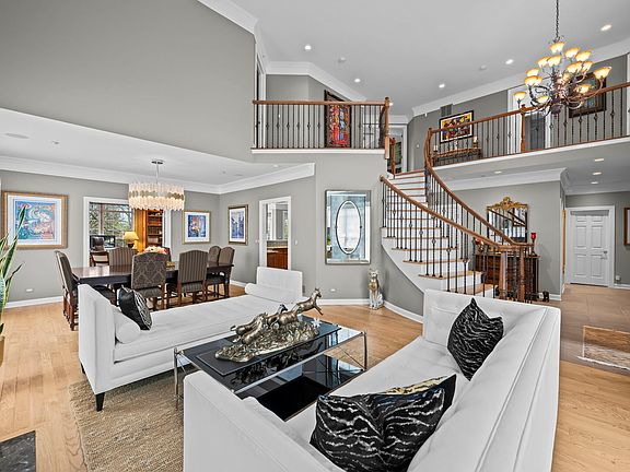 3rd image of 707 Stone Canyon Cir