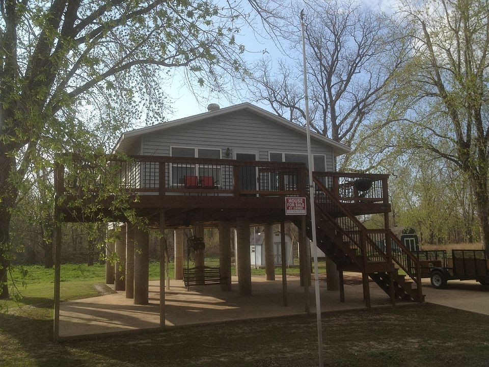 1st image of 147 N River Rd