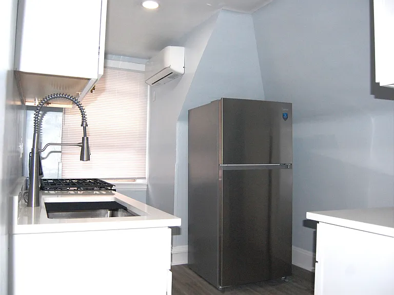 2261 Tilbury Ave #1 — Photo 15