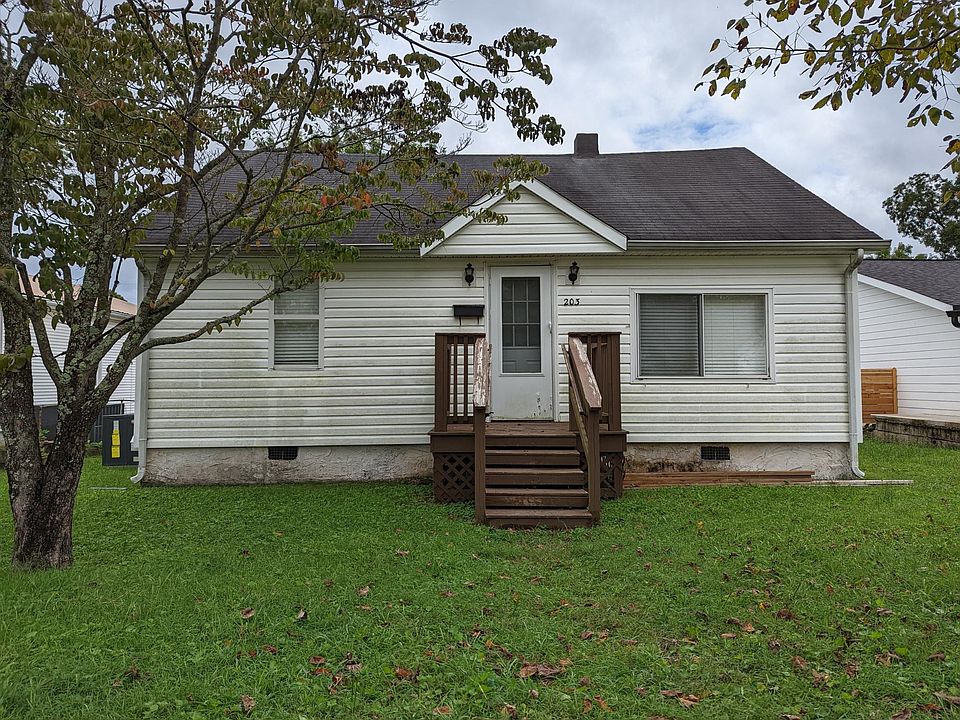 1st image of 203 Laurel Ave