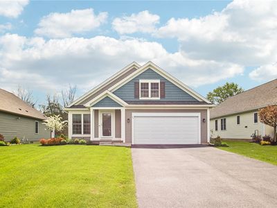 65 Willowford Dr, Henrietta, NY, 14467
