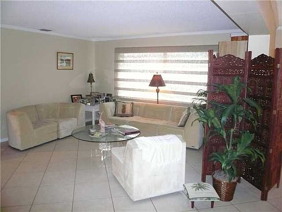 4th image of 7280 Pinecone Terrace