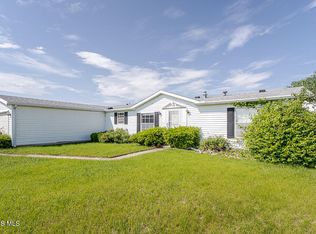 1174 Greystone Pkwy, Toledo, OH 43615