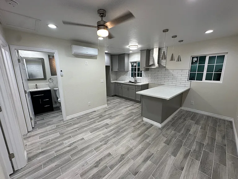 16509 S Muriel Ave #1/2 — Photo 2