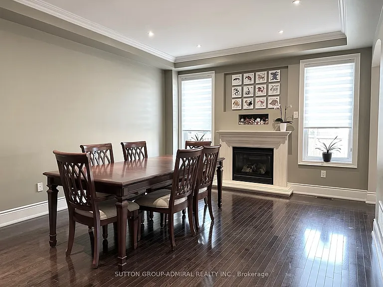 15 Roderick Ct — Photo 14