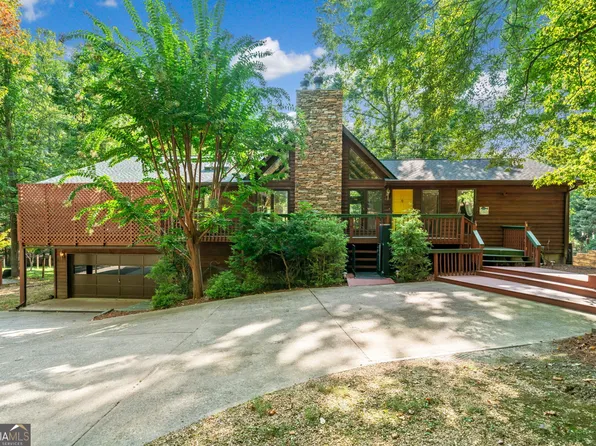 243 Lakewood Dr, Waleska, GA 30183