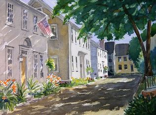 19 Howard St, Portsmouth, NH 03801