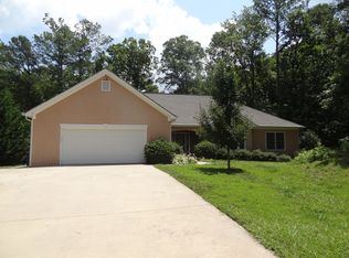 525 Drake Ln, Canton, GA 30115