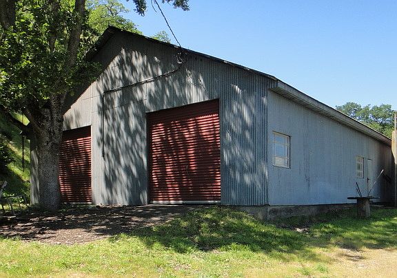 Barn