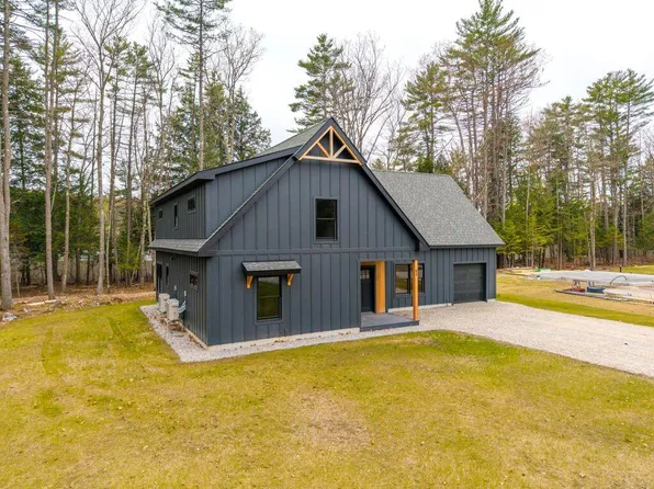 62 East Point Way, Norway, ME 04268
