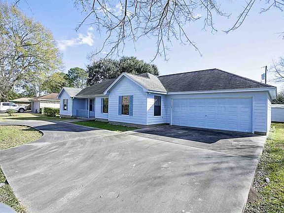 2nd image of 3110 Mimosa St