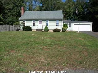 16 Sage Ln, East Granby, CT 06026