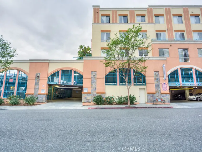 580 W Main #302 — Photo 39