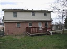 Deck & Fenced Yard
