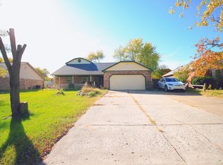 7746 Five Points Rd, Indianapolis, IN 46259