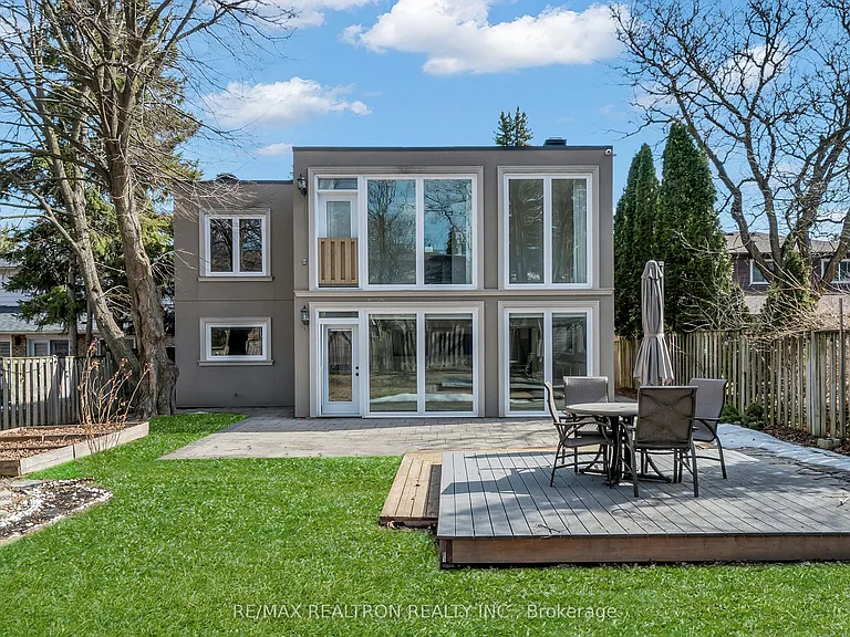 26 Liebeck Cres — Photo 27