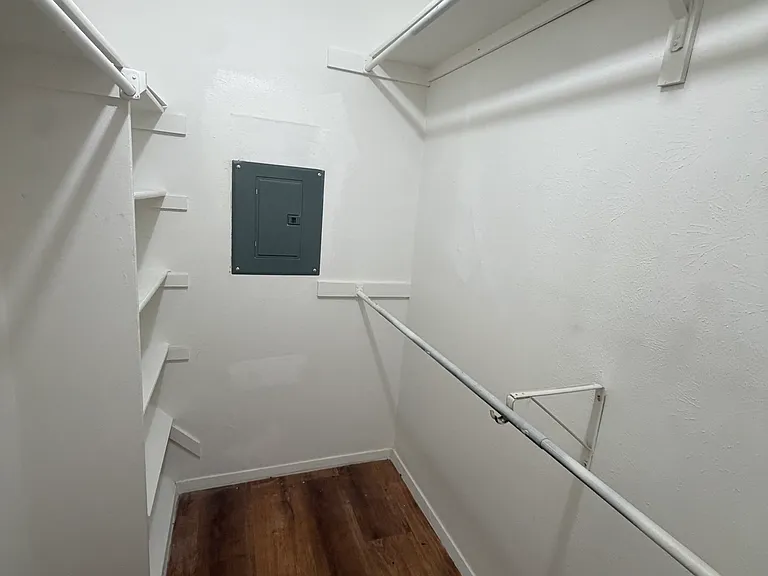 8601 Park Ln #422 — Photo 24